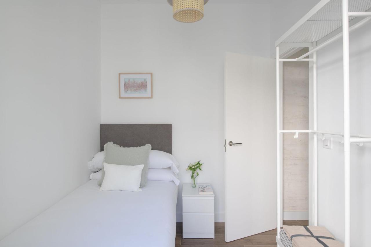 Hommyhome Teodosio Seville Exterior photo